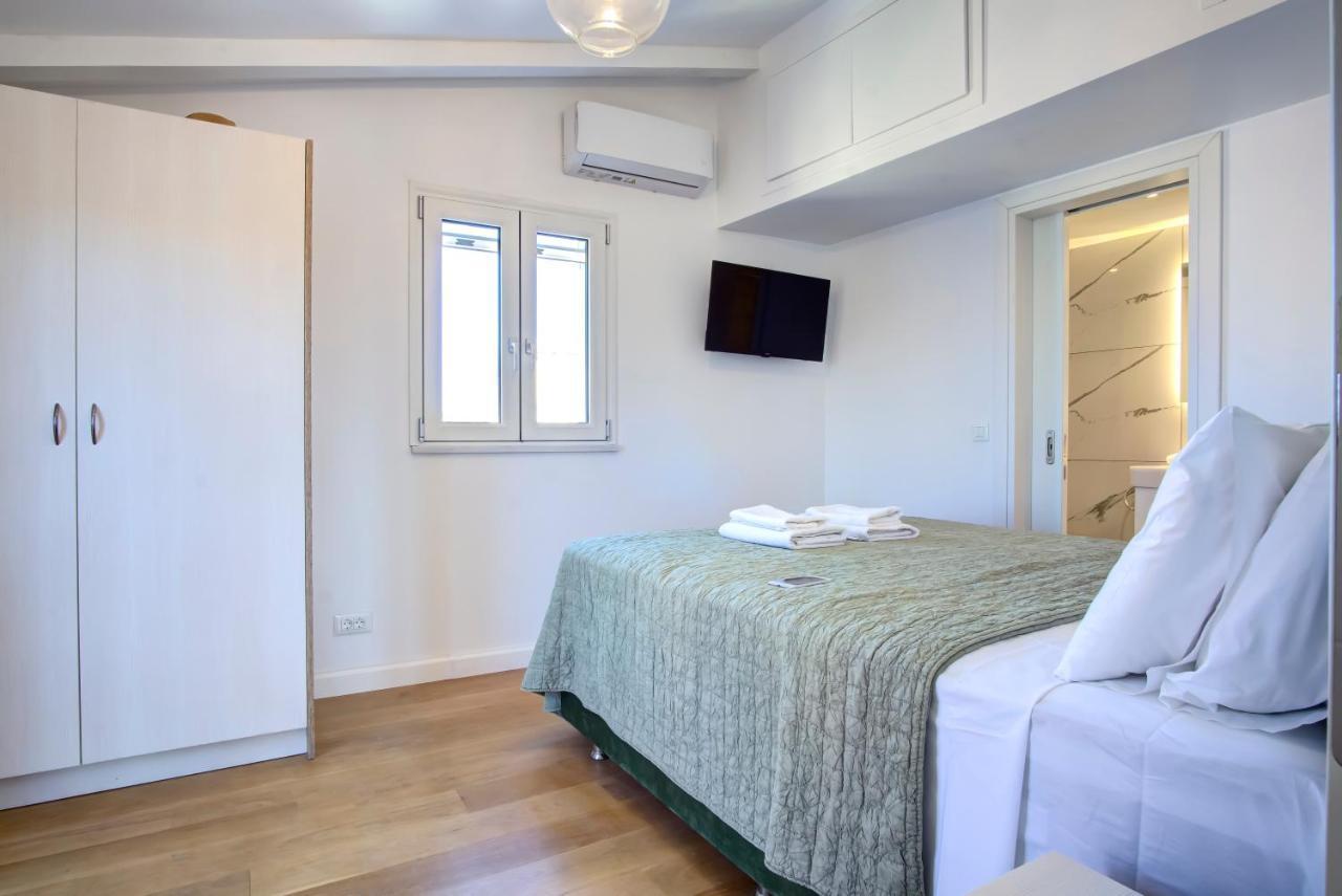 The Heritage Penthouse! Old City Centre Corfu  Экстерьер фото